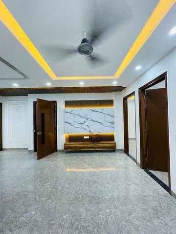Room in 3 BHK Apartment at Emaar The Palm Drive-The Premier Terraces, Sector 66 – for Sale