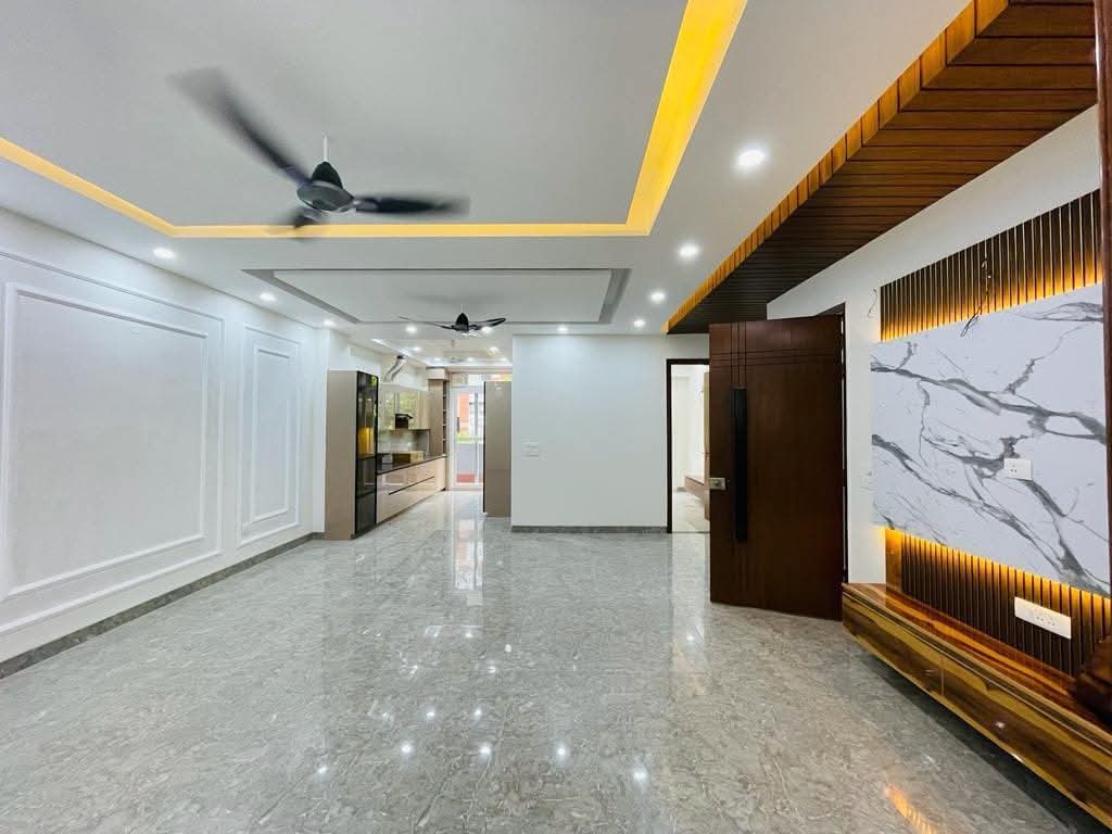 3 BHK + Servant Room,Study Room Apartment For Sale in Emaar The Palm Drive-The Premier Terraces