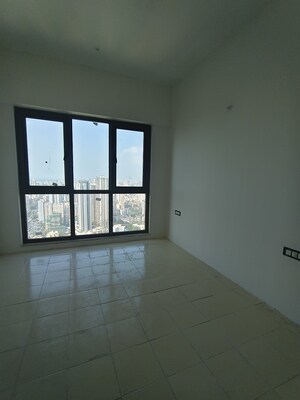 Room in 3 BHK Apartment at Sheth Auris Serenity Tower 3, Malad West – for Rent