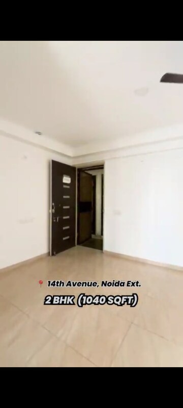 Room in 2 BHK Apartment at Gaur City 2 - 14th Avenue, Sector 16c Greater Noida – for Sale