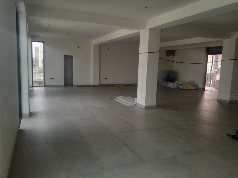 Room, ratu road Commercial Office Space 1650 Sq.Ft. In Ratu Road Ranchi 9288690