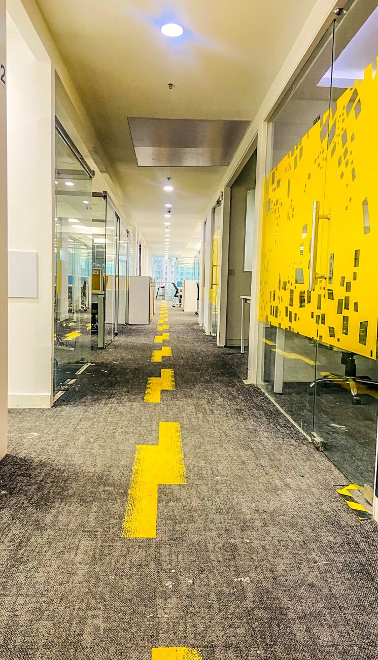 undefined, emaar-the-palm-springs Commercial Office Space 2100 Sq.Ft. In Sector 54 Gurgaon 9288718