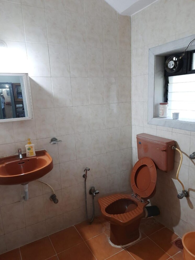 Bathroom, thane west 4 Bedroom 1650 Sq.Ft. Villa In Thane West Thane 9288785
