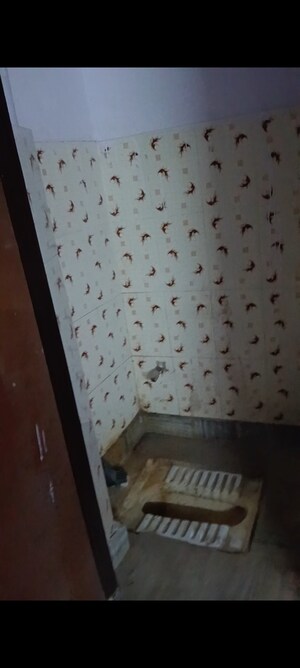 Bathroom in 2 BHK Builder Floor at Govindpuri – for Rent