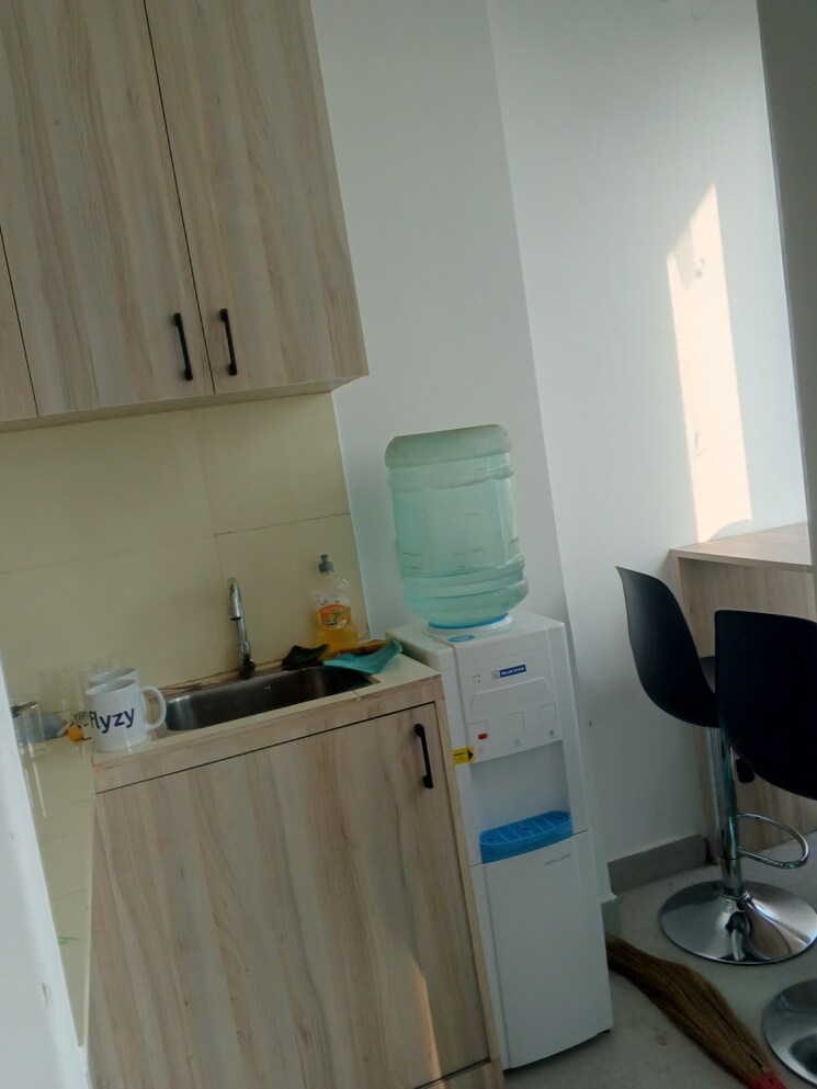 Team Area, emaar-the-palm-square Commercial Office Space 1534 Sq.Ft. In Sector 66 Gurgaon 9288869