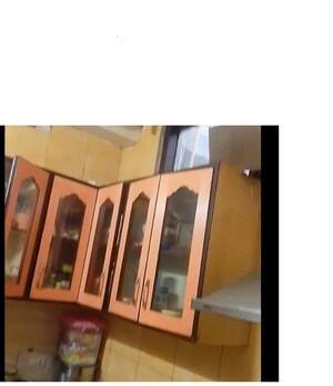 Furnished Amenities in 2 BHK Builder Floor at West Patel Nagar – for Sale