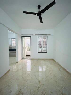 Room in 1 BHK Apartment at RS Kalpvruksh, Vadgaon Budruk – for Rent