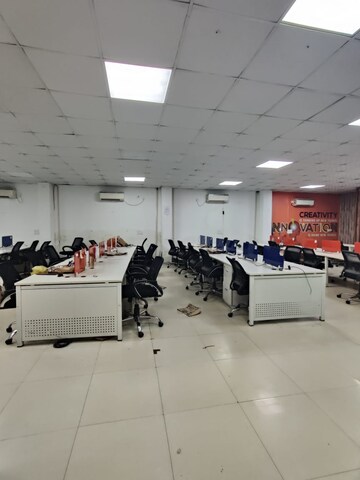  Office Space For Rent in Sector 63