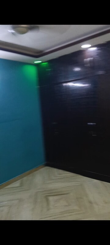 Furnished Amenities in 2 BHK Builder Floor at Govindpuri – for Rent