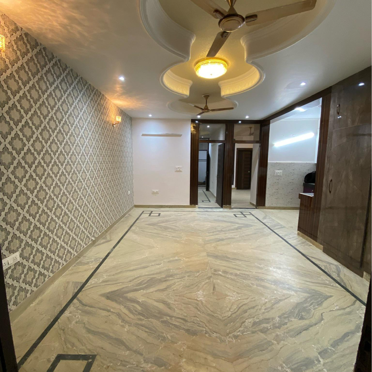 2 BHK Apartment For Rent in Ashiana Housing Greens Apartment