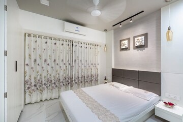Bedroom in 1 BHK Apartment at Om Residency Kothurd, Kothrud – for Rent