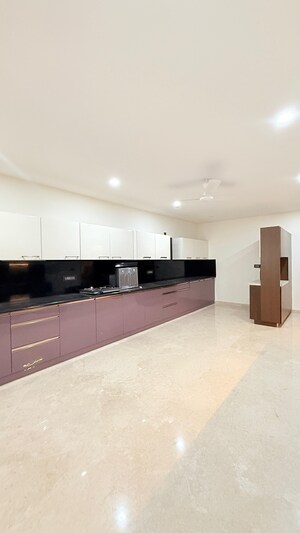 Kitchen in 4 BHK Apartment at Halasuru – for Rent