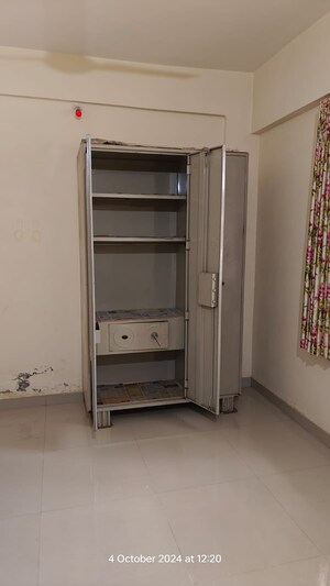 Room in 1 BHK Apartment at Aashiyana Sunshine Elite, Wakad – for Rent