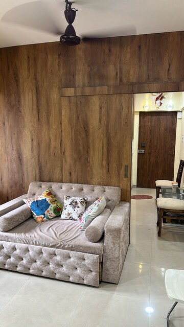 1 RK Apartment For Rent in Neminath CHS Dadar West, Dadar West