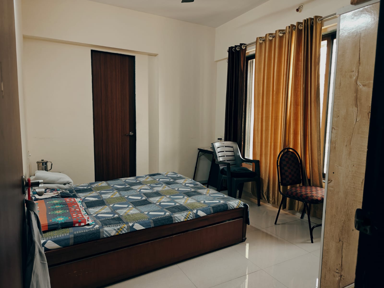 Bedroom in 3 BHK Apartment at Prestige Residency Thane, Ghodbunder Road – for Sale