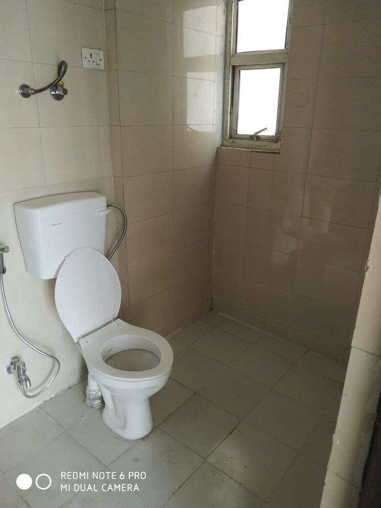 Bathroom, panchsheel-greens 3 Bedroom 1590 Sq.Ft. Apartment In Sector 16 Greater Noida Greater Noida 9289168