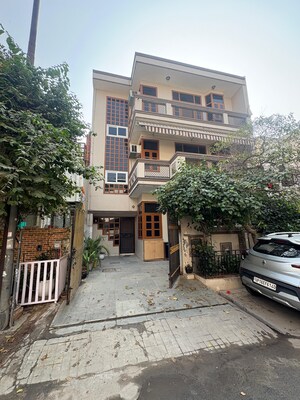 6+ BHK Independent House For Sale in RWA Apartments Sector 47, Sector 47