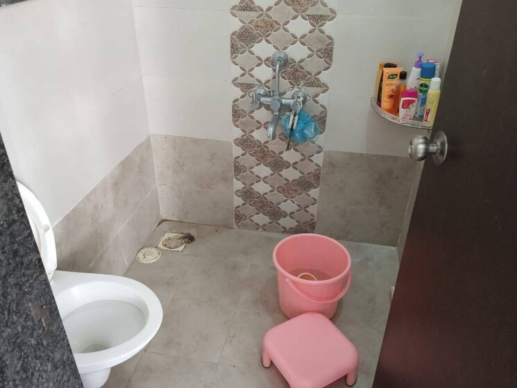 Bathroom, eklavya-skylark 2 Bedroom 970 Sq.Ft. Apartment In Kharadi Pune 9289234