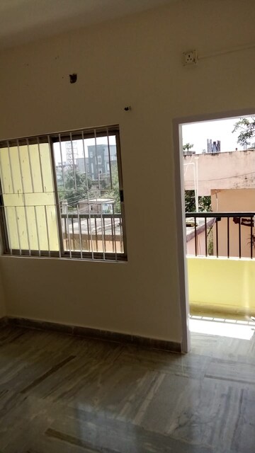 Room in 3 BHK Apartment at Lalpur – for Rent