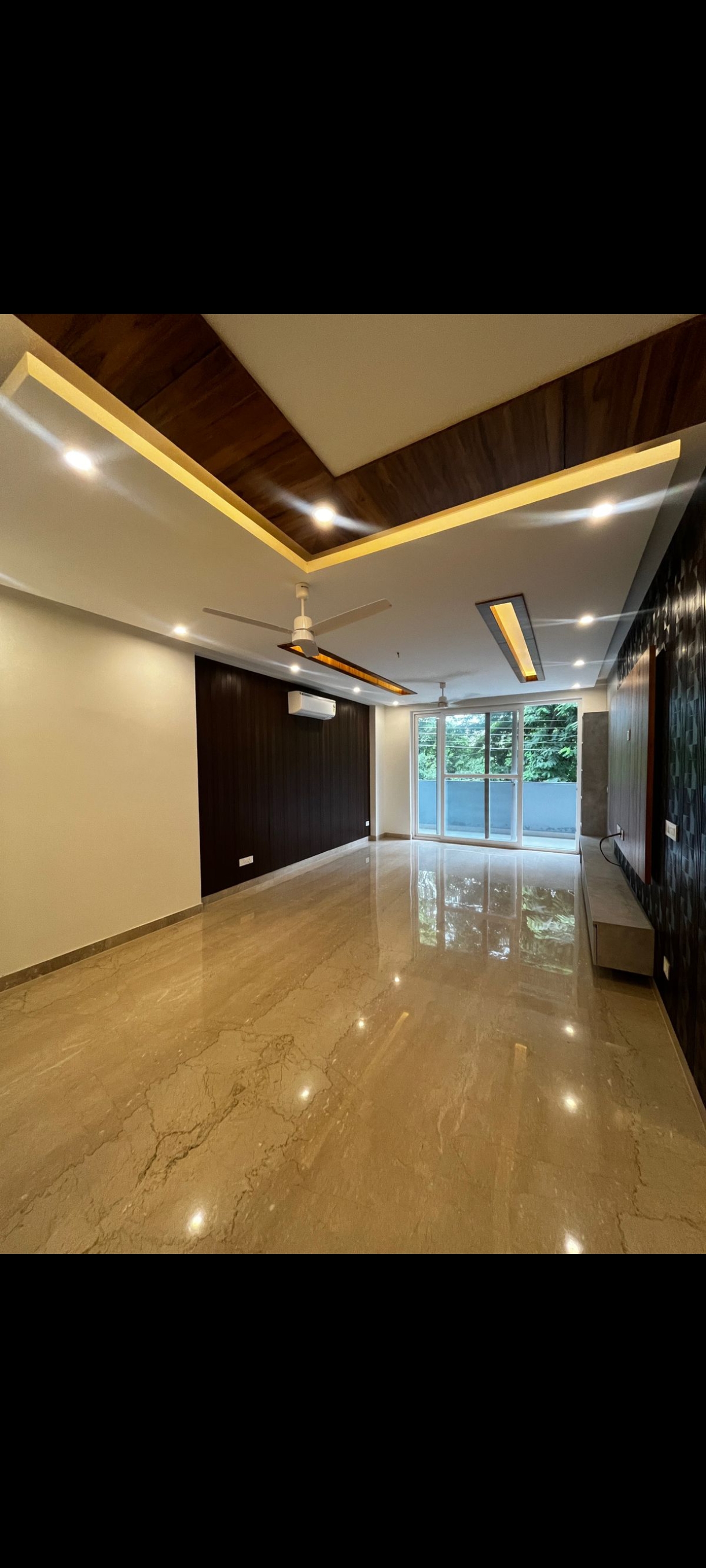 4 BHK + Servant Room,Extra Room Apartment For Rent in Ansal Sushant Apartments