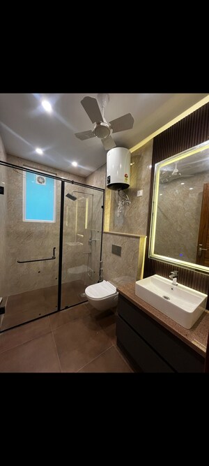 Kitchen in 4 BHK Apartment at Ansal Sushant Apartments, Sushant Lok I – for Rent