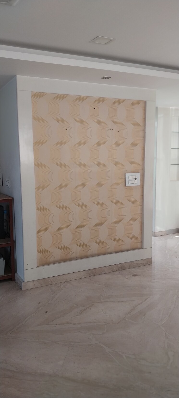 Balcony, nr colony Commercial Office Space 1150 Sq.Ft. In Nr Colony Bangalore 9288252