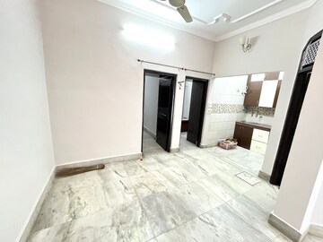 Room in 2 BHK Independent House at Chahak Plaza, Shakti Khand – for Rent