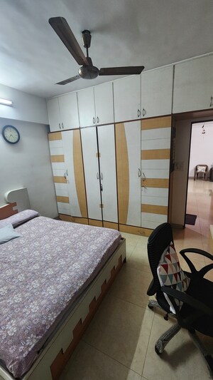 Bedroom in 2 BHK Apartment at Presidential Plaza, Ghatkopar West – for Rent