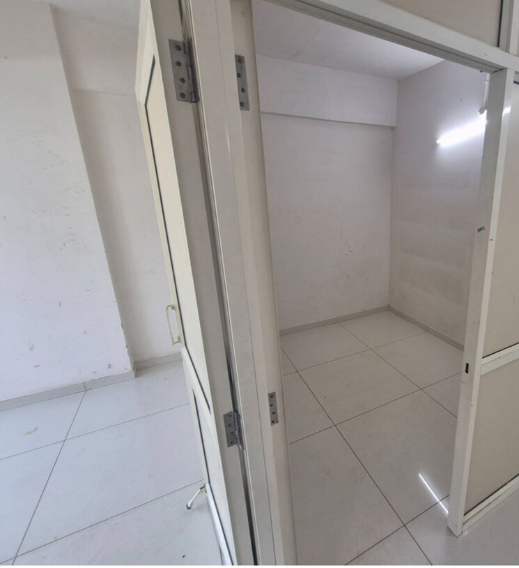 undefined, sankalp-iconic-tower Commercial Office Space 785 Sq.Ft. In Sanidhya Ahmedabad 9289342