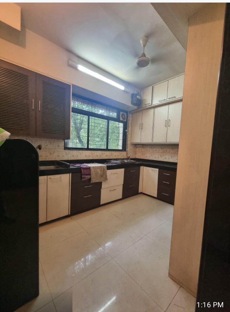Kitchen, vashi sector 28 3 Bedroom 1200 Sq.Ft. Apartment In Vashi Sector 28 Navi Mumbai 9289345