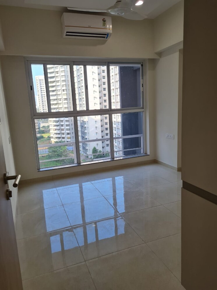 Room, lnt-veridian 3 Bedroom 990 Sq.Ft. Apartment In Powai Mumbai 9289363