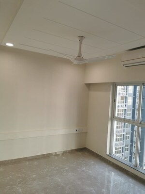 Room in 3 BHK Apartment at LnT Veridian, Powai – for Rent