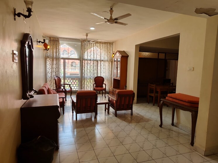 Living Room, moghul-garden 3 Bedroom 1500 Sq.Ft. Apartment In Koregaon Pune 9289412