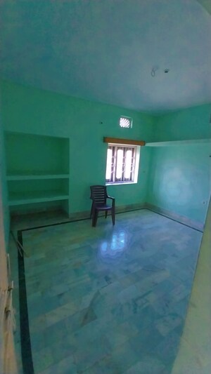 Room in 3 BHK Independent House at Ratu Road – for Rent