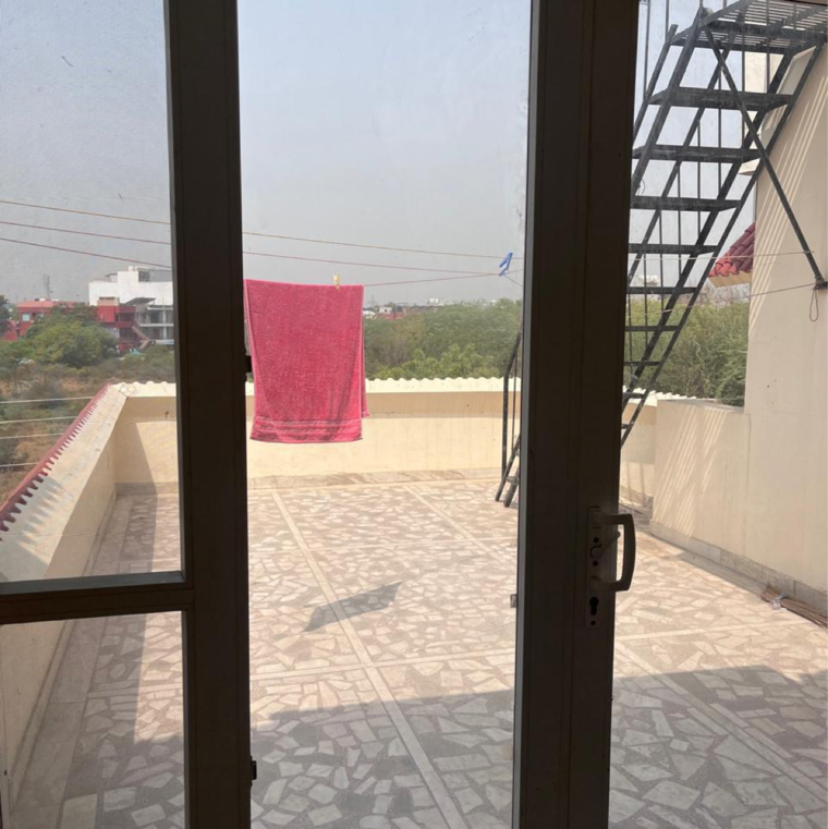 Swimming Pool, sector 23 2.5 Bedroom 1000 Sq.Ft. Villa In Sector 23 Gurgaon 9289443