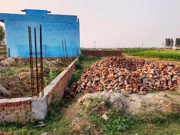 undefined, sector 141  900 Sq.Ft. Plot In Sector 141 Noida 9289420