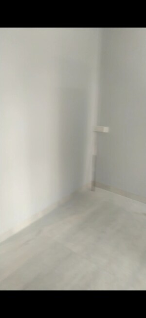 Room in 2 BHK Apartment at Adarsh Nagar Society, Worli – for Rent