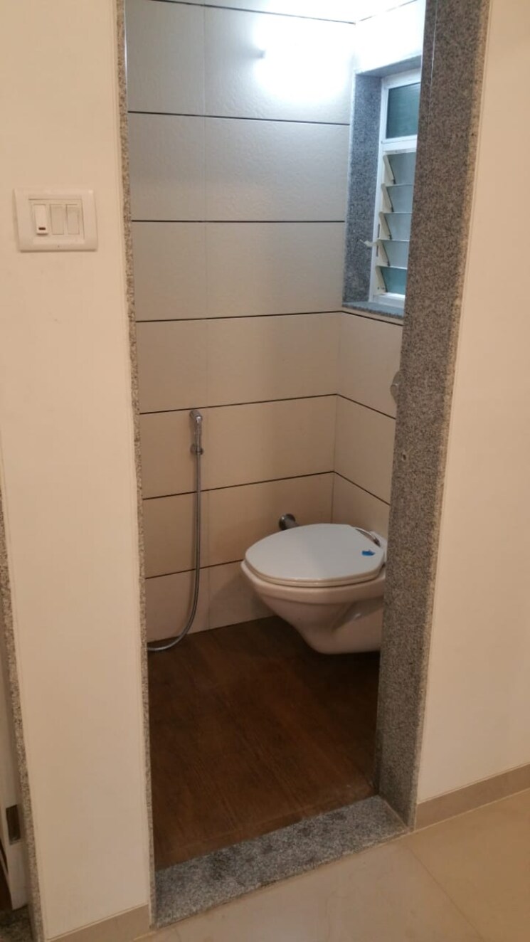 Bathroom, rajat-rashmi-apartment 1 Bedroom 600 Sq.Ft. Apartment In Koregaon Pune 9289496