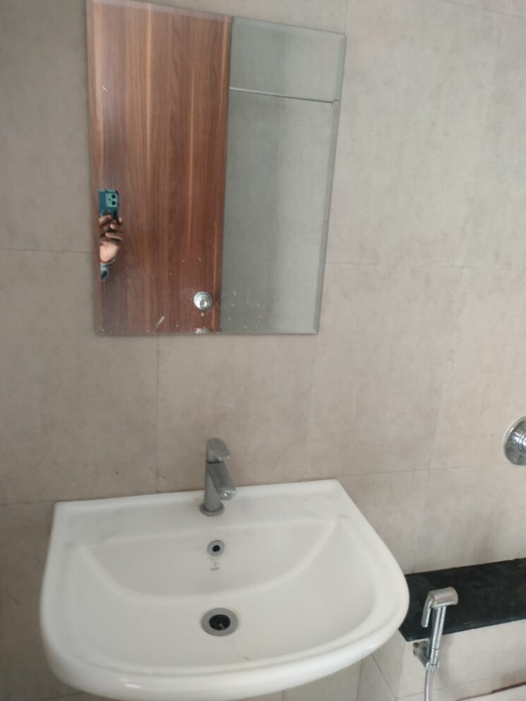 Bathroom, mantra-monarch 2 Bedroom 685 Sq.Ft. Apartment In Balewadi Pune 9289532