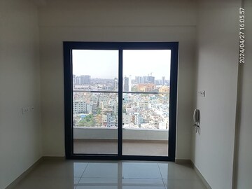 Room in 1 BHK Apartment at Duville Riverdale Suites, Kharadi – for Sale