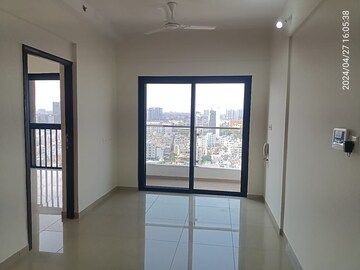 Room in 1 BHK Apartment at Duville Riverdale Suites, Kharadi – for Sale