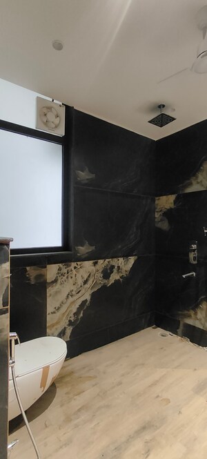 Kitchen in 4 BHK Builder Floor at Unitech South City 1, South City 1 – for Rent