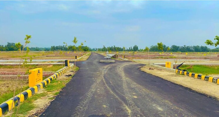 Garden, rohania  850 Sq.Ft. Plot In Rohania Varanasi 9289690