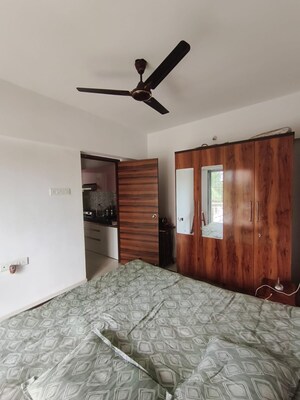 1 BHK Apartment For Rent in Shree Vaishnavi Heights, Owale