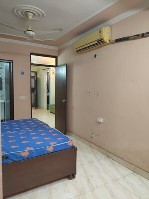 2 BHK Builder Floor For Rent in Saket