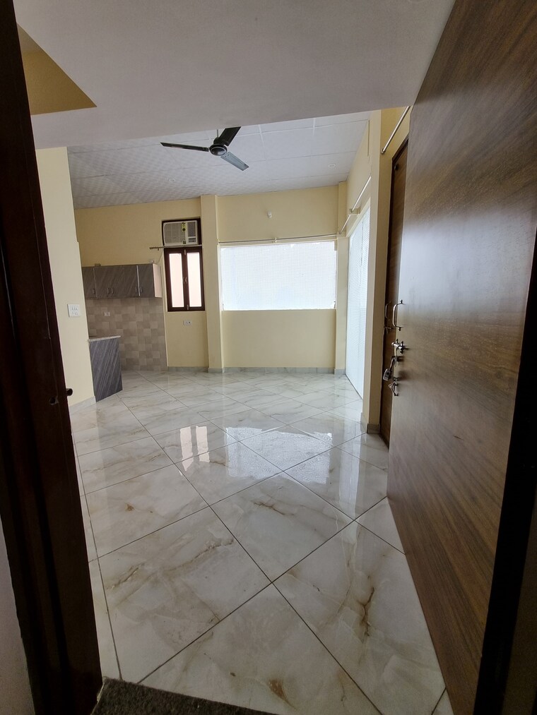 Bathroom, sector 23 1 Bedroom 613 Sq.Ft. Independent House In Sector 23 Gurgaon 9290221