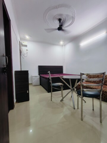 1 BHK Builder Floor For Rent in Vipul Square, Sushant Lok I