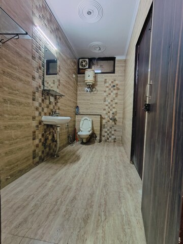 Bathroom in 1 BHK Builder Floor at Vipul Square, Sushant Lok I – for Rent