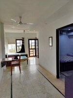 1 BHK + Extra Room 600 Sq.Ft. Builder Floor in Sushant Vyapaar Kendra