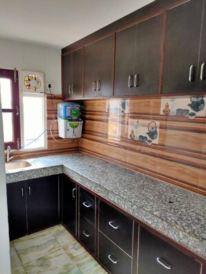 Kitchen in 1 BHK Builder Floor at Sushant Vyapaar Kendra, Sector 43 – for Rent